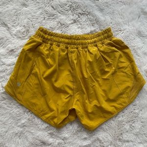 🍋 Lululemon Hotty Hot Shorts